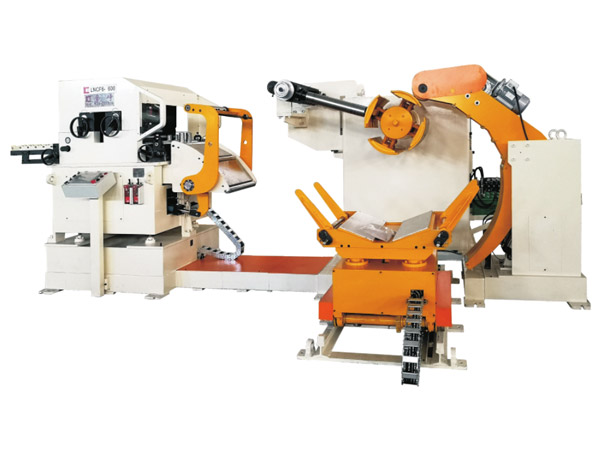 三機一體(ti)高配型精(jing)密型料架(jia)矯直送料(liao)機