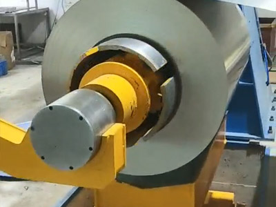 KJS120-3x1600mm縱剪(jian)生産線