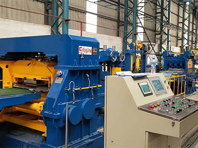 新(xin)德裏飛(fei)剪生産(chan)線安裝(zhuang)圓滿完(wan)成。