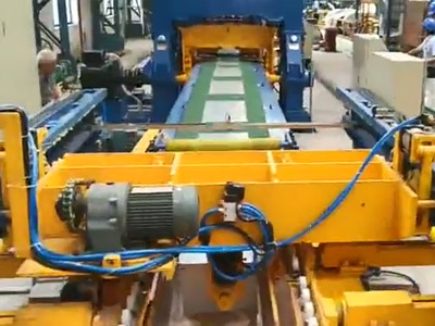 KJF100-3x1300mm飛剪(jian)生産線