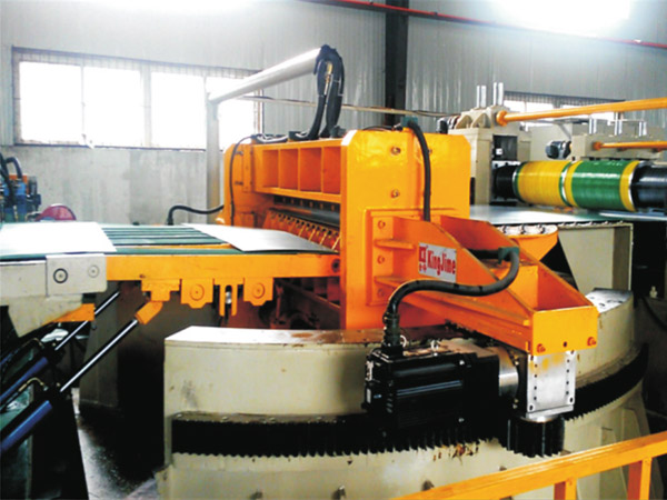 KJHS精密(mi)數控擺(bai)剪生産(chan)線