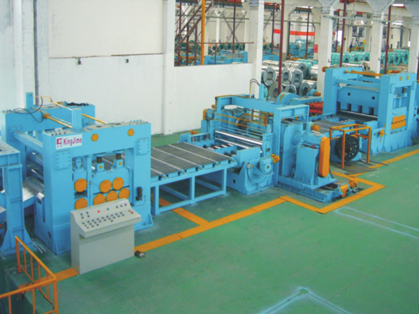 KJH25厚闆低(di)速數控(kong)精密開(kai)卷整平(ping)橫切生(sheng)産線